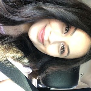 Meet your Posher, Jocelyn